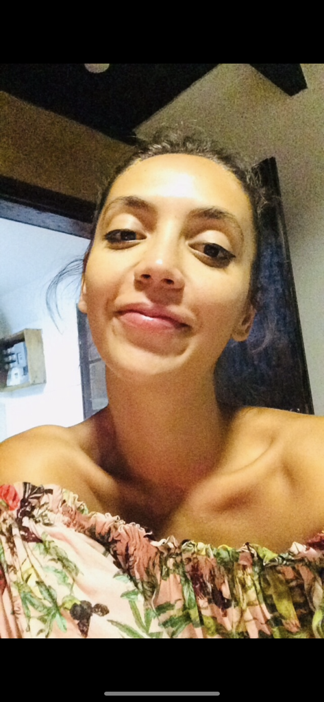 Burcu Kılıç profil fotoğrafı