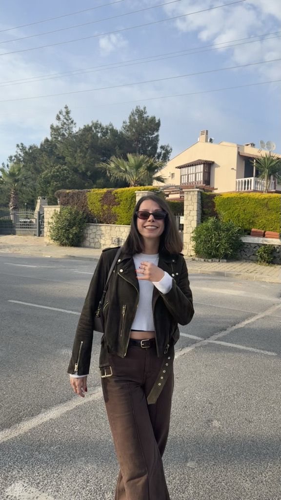 Burcu Reyhan Ok profil fotoğrafı