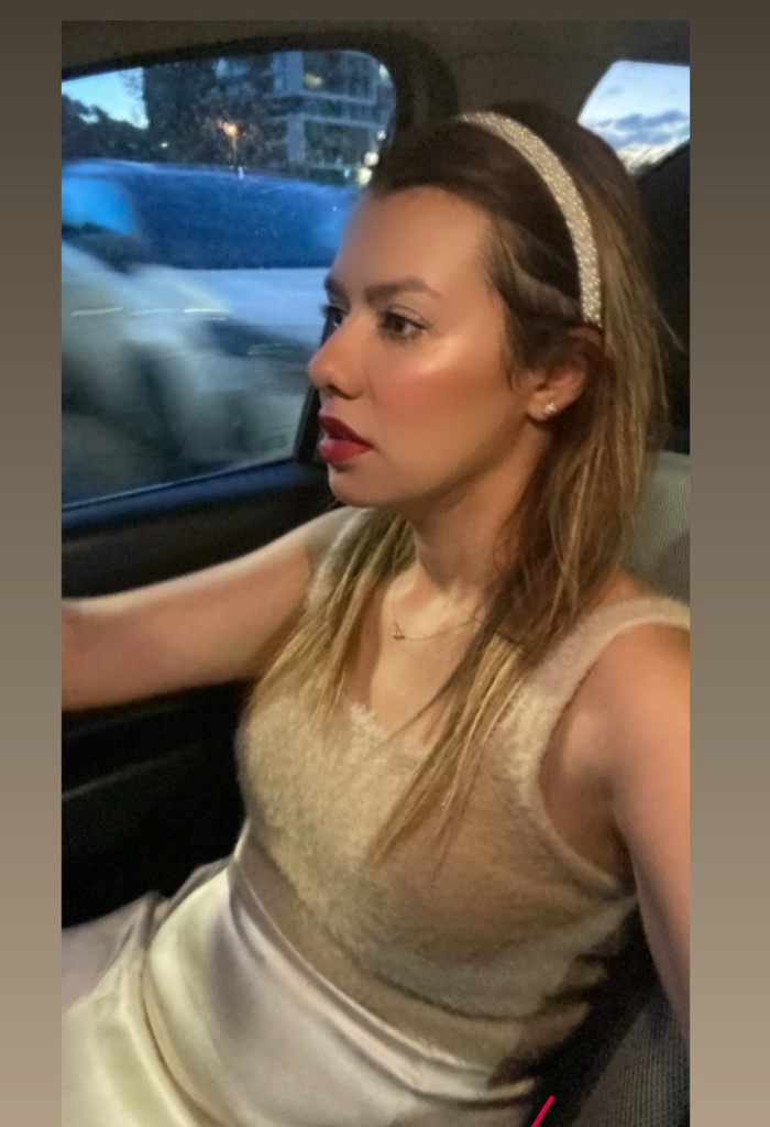 Isil Ak 💫 profil fotoğrafı